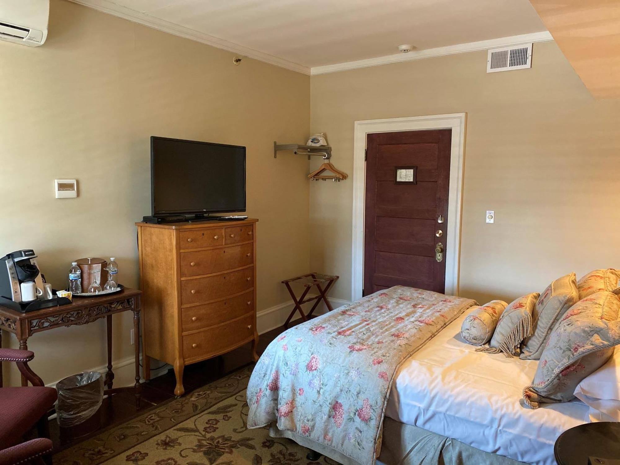 Inn At 835 Boutique Hotel Springfield Kamer foto