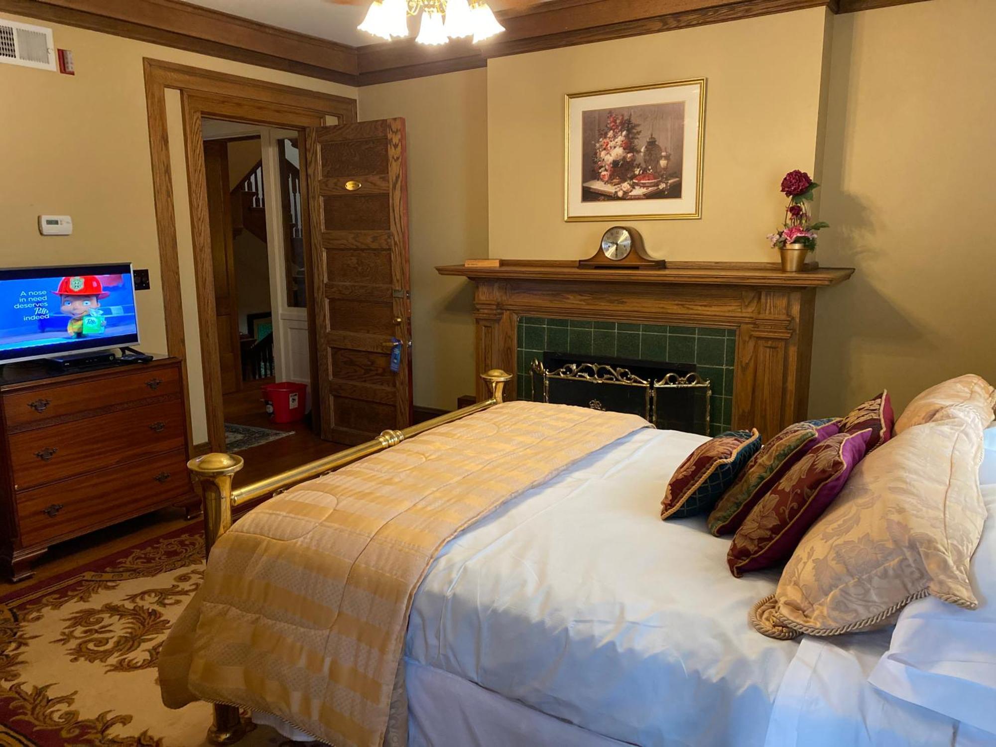 Inn At 835 Boutique Hotel Springfield Kamer foto