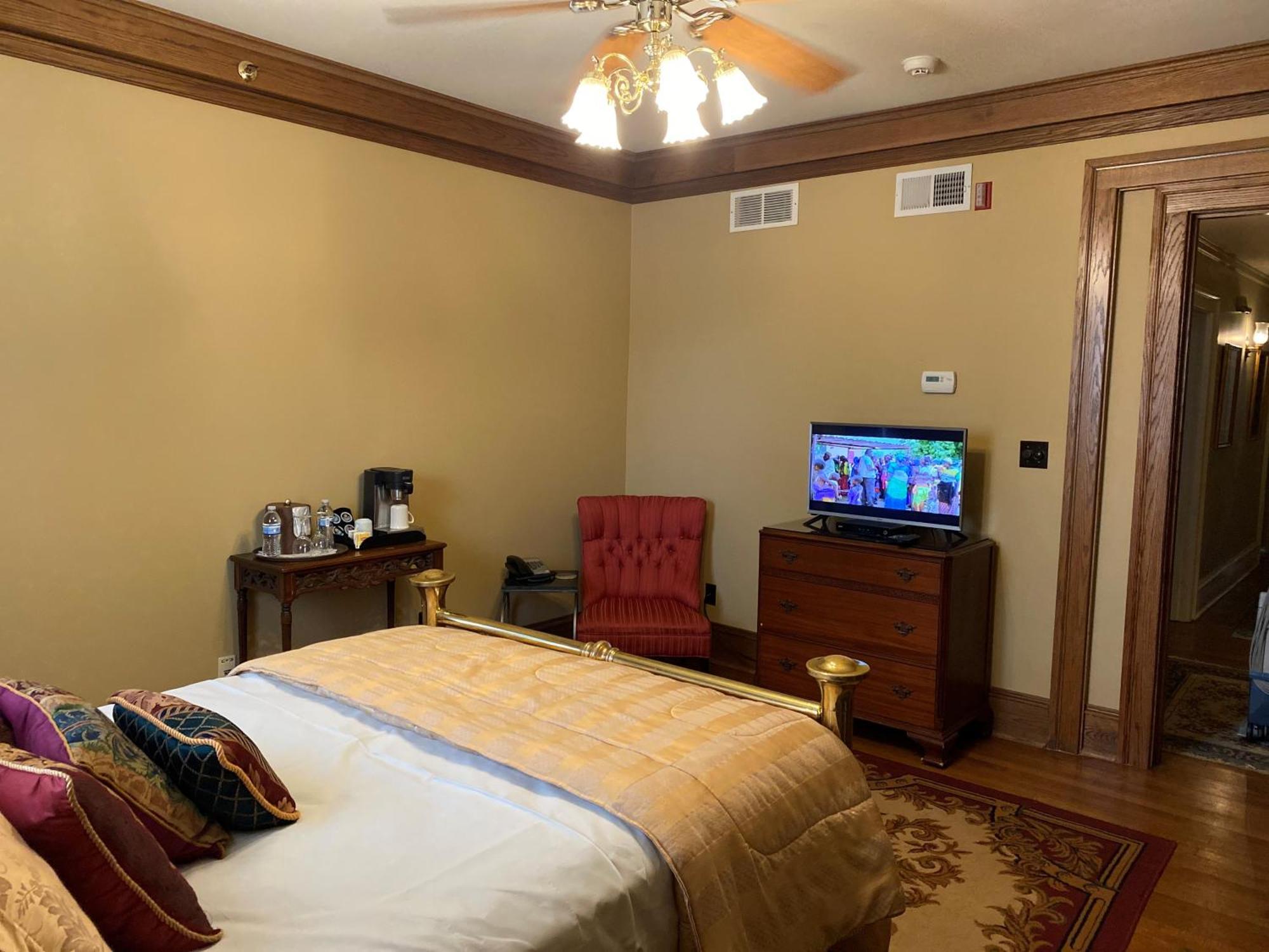 Inn At 835 Boutique Hotel Springfield Kamer foto