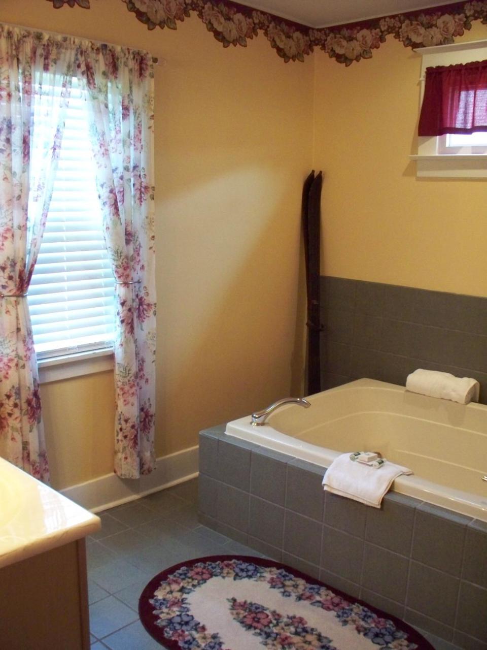 Inn At 835 Boutique Hotel Springfield Buitenkant foto